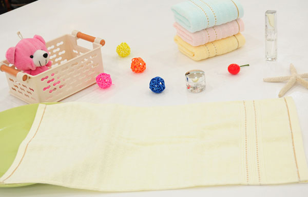 智陽兒童毛巾淺黃