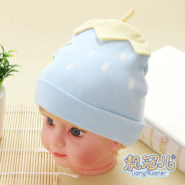 靚冠兒嬰幼兒草莓帽子淺藍色