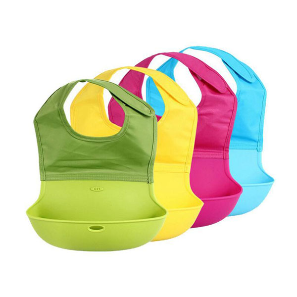 轉(zhuǎn)轉(zhuǎn)熊寶寶圍嘴食飯兜