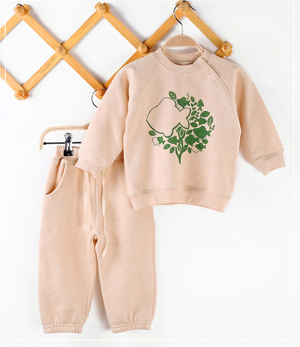 星語(yǔ)伊春秋休閑童衛(wèi)衣套裝長(zhǎng)袖韓版