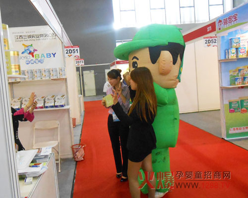 火爆綠娃娃京正展上吸睛十足