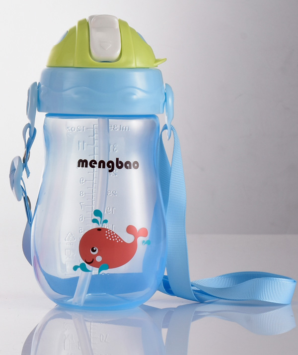 盟寶藍(lán)色有刻度水壺-小魚.jpg 盟寶藍(lán)色有刻度水壺-小魚.jpg