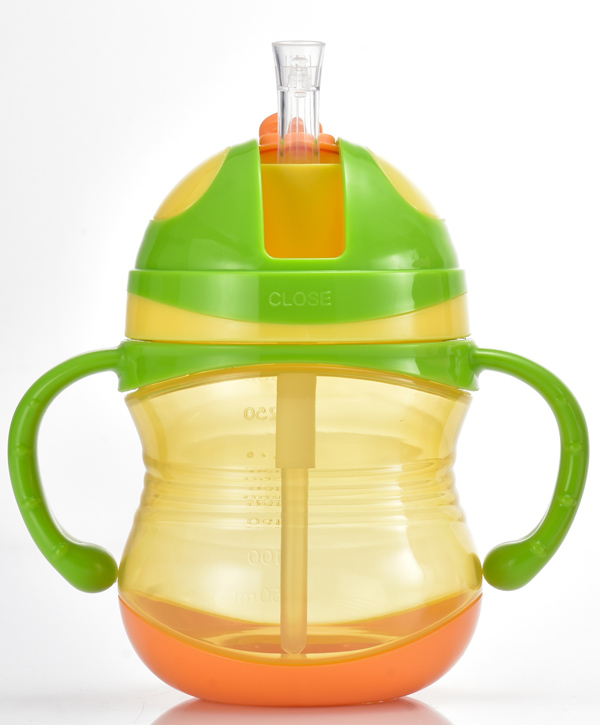 盟寶綠色有刻度水壺.jpg 盟寶綠色有刻度水壺.jpg