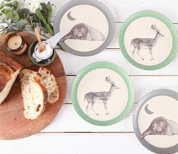 lovemae兒童餐具餐盤(pán)4件套-小熊和小鹿.jpg lovemae兒童餐具餐盤(pán)4件套-小熊和小鹿.jpg