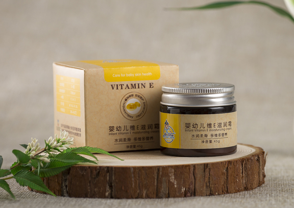 小貝樂(lè)嬰幼兒維E滋潤(rùn)霜.jpg 小貝樂(lè)嬰幼兒維E滋潤(rùn)霜.jpg