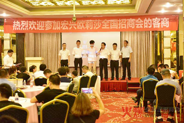 ȫSչF(xin)Ʒ Wɯ̷Ϻ̕(hu)٬F(xin)ӆ؛