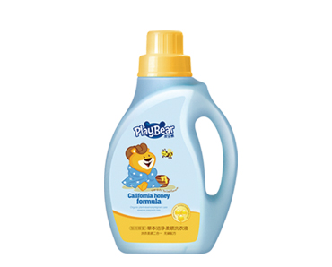 皮樂熊草本潔凈柔順洗衣液.jpg 皮樂熊草本潔凈柔順洗衣液.jpg