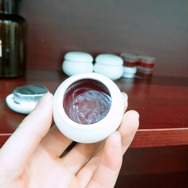 佑童小兒推拿 紫云膏-小罐裝.jpg 佑童小兒推拿 紫云膏-小罐裝.jpg