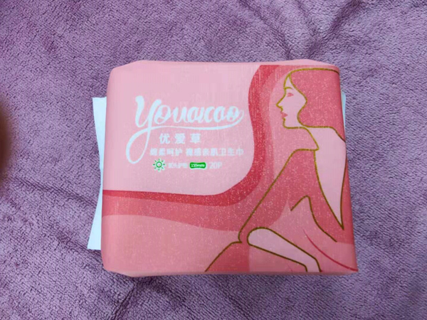 優(yōu)愛草衛(wèi)生護(hù)墊155mm  01.jpg