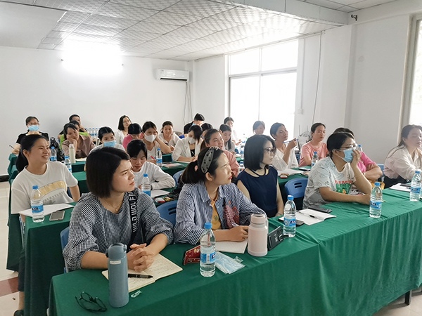 “施貝安”夏季中醫(yī)知識(shí)培訓(xùn)火熱開啟2.jpg