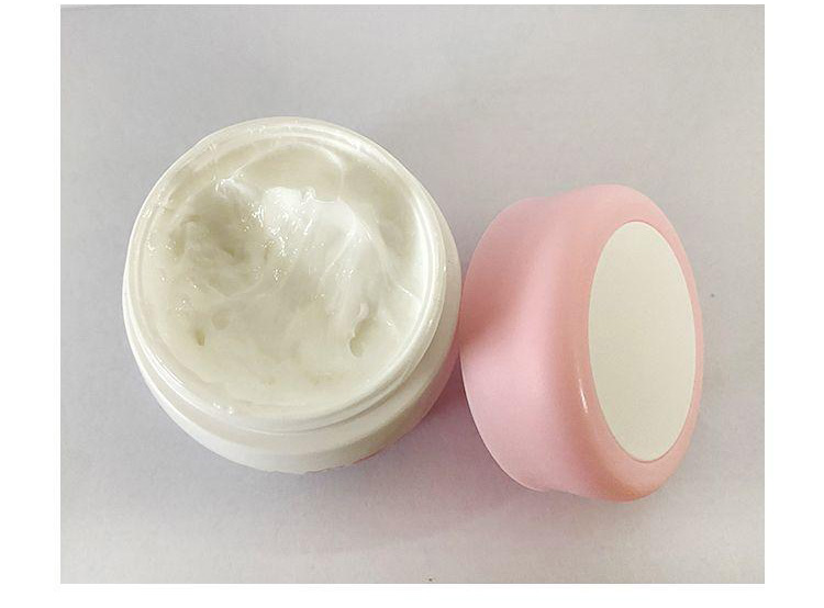 芋芽草本抑菌膏實物