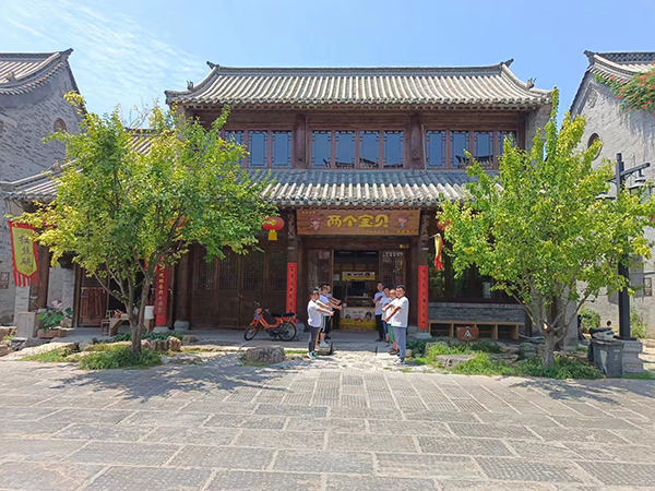 兩個(gè)寶貝高端山楂阜財(cái)門店.jpg 兩個(gè)寶貝高端山楂阜財(cái)門店.jpg