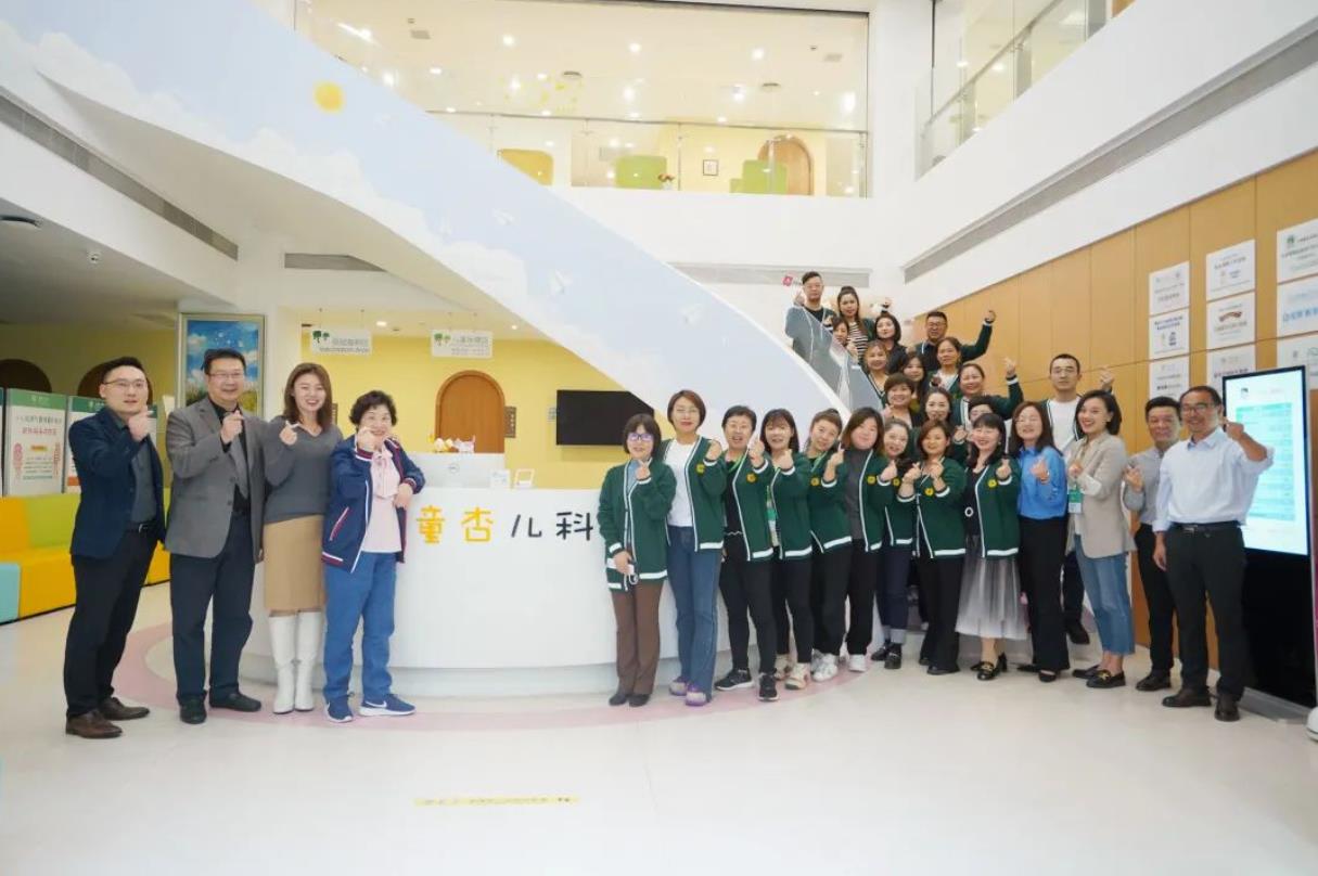 英珞維聯(lián)合上海童杏兒科開展過(guò)敏整合醫(yī)學(xué)培訓(xùn)班4.jpg 英珞維聯(lián)合上海童杏兒科開展過(guò)敏整合醫(yī)學(xué)培訓(xùn)班4.jpg