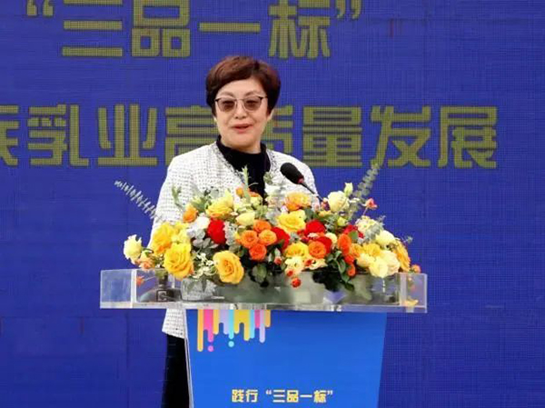 越秀輝山加入中國(guó)農(nóng)墾乳業(yè)聯(lián)盟 乘勢(shì)啟新助推高質(zhì)量發(fā)展3.jpg 越秀輝山加入中國(guó)農(nóng)墾乳業(yè)聯(lián)盟 乘勢(shì)啟新助推高質(zhì)量發(fā)展3.jpg