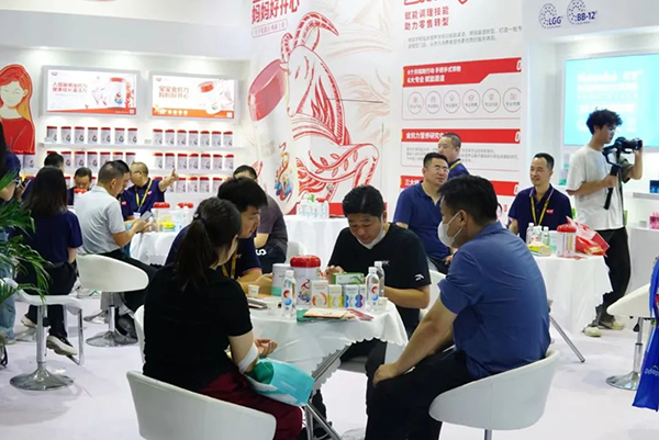 直擊展會(huì)現(xiàn)場4.jpg 直擊展會(huì)現(xiàn)場4.jpg