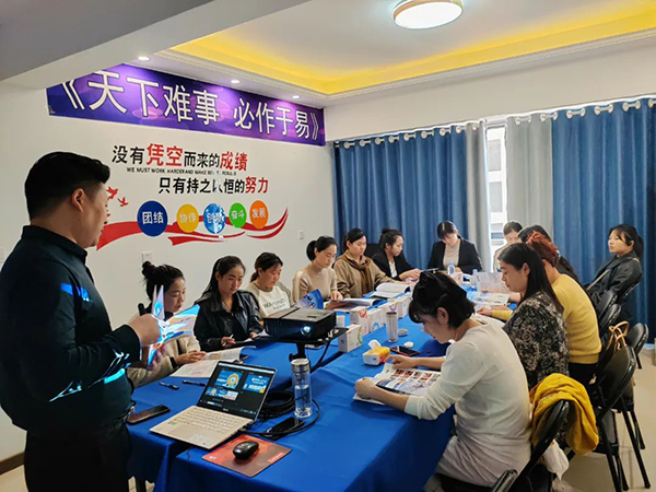 施貝安&葆朗母嬰健康調(diào)理技能大會(huì)圓滿落幕2.jpg 施貝安&葆朗母嬰健康調(diào)理技能大會(huì)圓滿落幕2.jpg