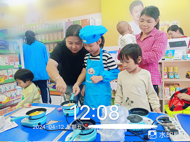 貝貝羊羊奶粉線下親子活動(dòng)嗨不停 (1).jpg 貝貝羊羊奶粉線下親子活動(dòng)嗨不停 (1).jpg