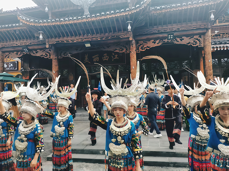 欣賞苗族歌舞.jpg 欣賞苗族歌舞.jpg