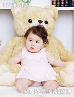 潤(rùn)嬰寶粉色哈衣