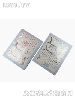 安嬰寶新生兒內(nèi)衣